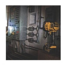 Ліхтар DeWALT акумуляторний, 18 В XR Li-Ion, 90/1000 (без АКБ і ЗП) (DCL043) - Фото