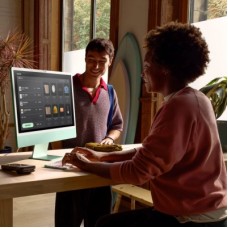 Комп'ютер Apple 24" iMac Retina 4.5K / Apple M4 (10-c/CPU, 10-c/GPU), 16, 256, Silver (MWV13UA/A) - Фото
