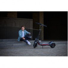 Електросамокат Segway ZT3 PRO E чорний (AA.05.18.01.0001) - Фото